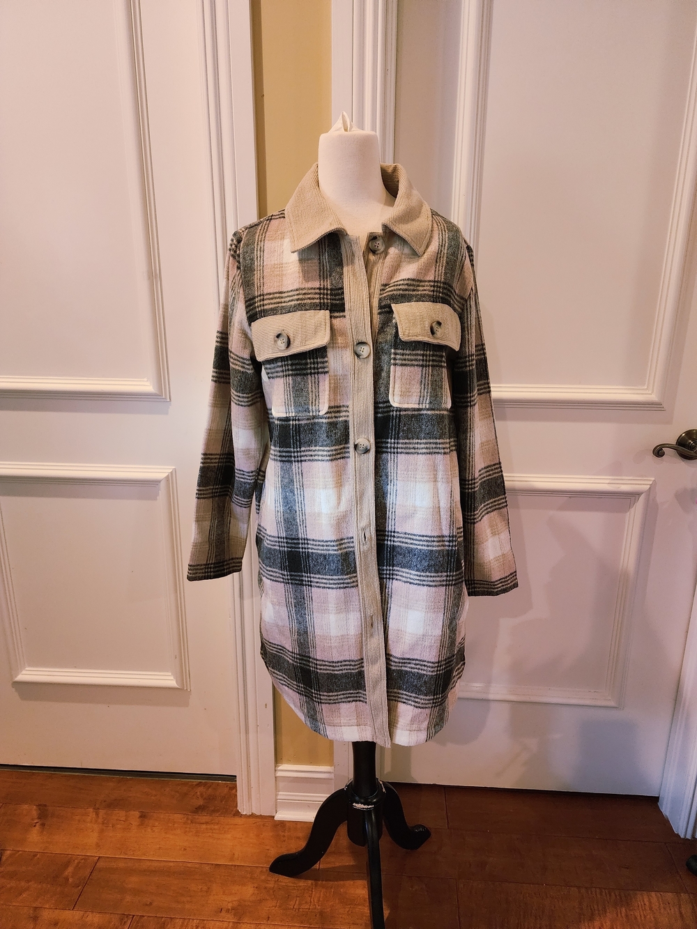 MELLODAY Plaid Utility Shacket in Beige, Black and Cream